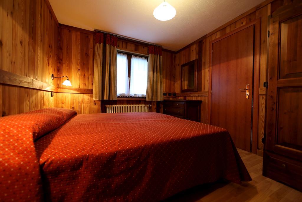 Valley Vacanze Brusson Cameră foto